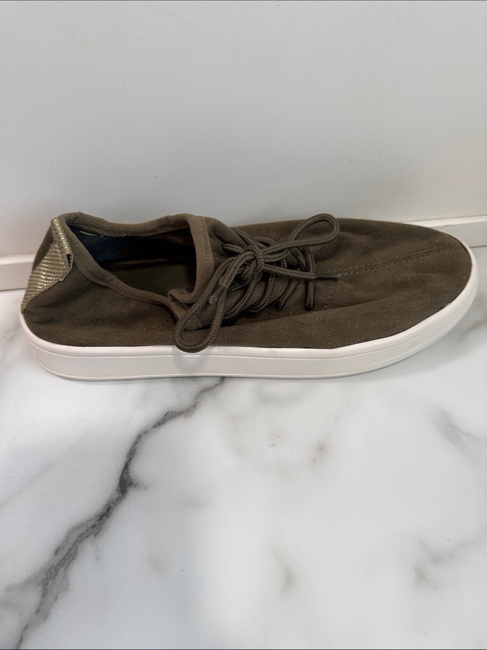 Steve Madden Elexa sneakers green size 6.5 - Picture 6 of 8